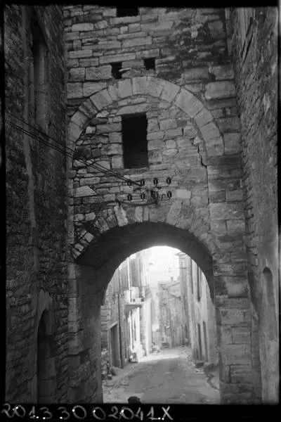 Foto de Vieja puerta fortificada - POP Plateforme Ouverte du Patrimoine / Base Mérimée - © Monuments historiques