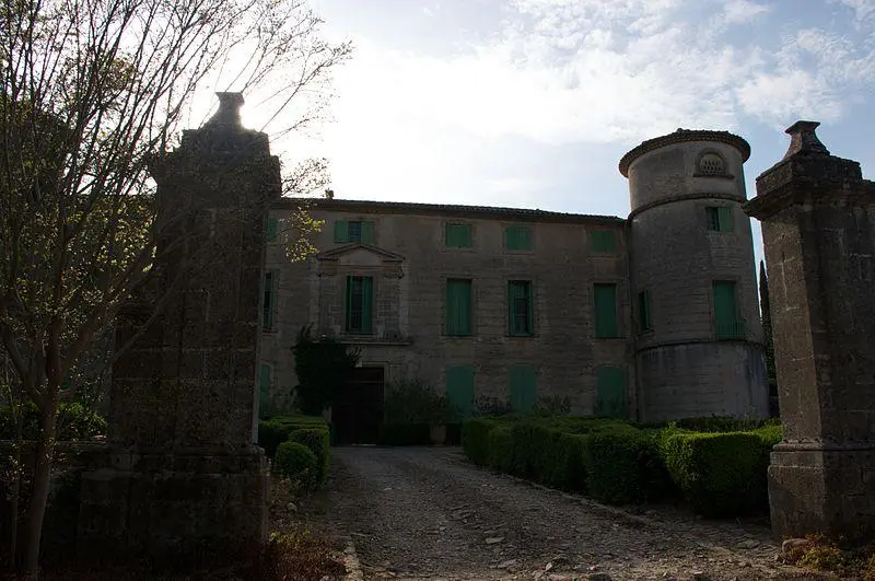 Foto di Castello di Fesq - Eric Walter - © Creative Commons (https://creativecommons.org/licenses/by-sa/4.0/deed.fr)