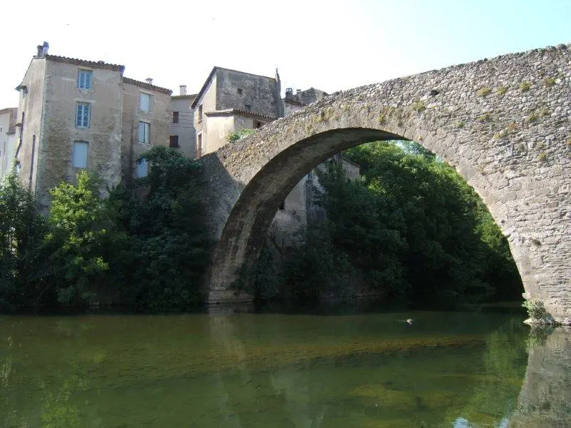 Foto de Puente antiguo - moi-même - © Creative Commons (https://creativecommons.org/licenses/by-sa/4.0/deed.fr)