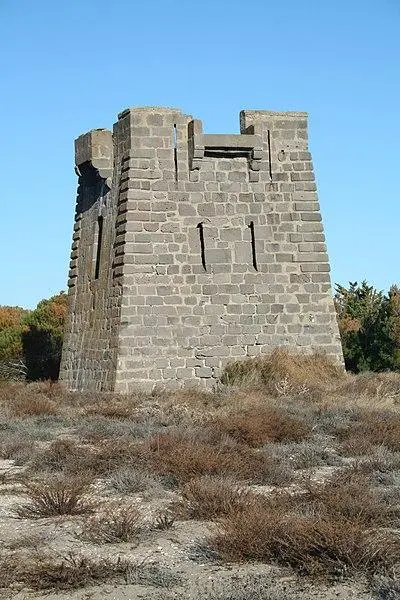 Photo de Tour dite Redoute du Castellas - Fagairolles 34 - © Creative Commons (https://creativecommons.org/licenses/by-sa/4.0/deed.fr)
