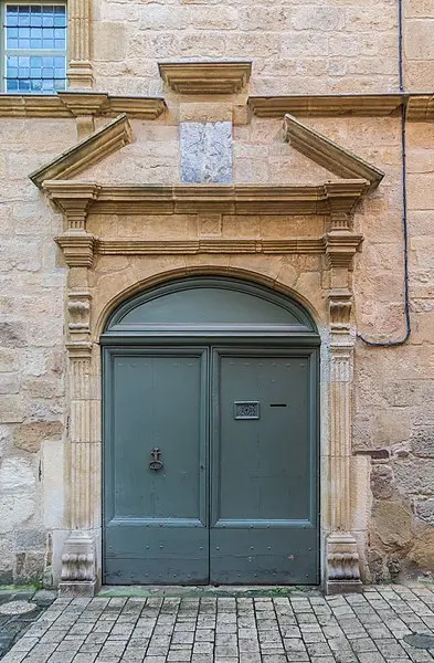 Foto de Edificio - Krzysztof Golik (1987–) DescriptionPolish Wikimedi - © Creative Commons (https://creativecommons.org/licenses/by-sa/4.0/deed.fr)