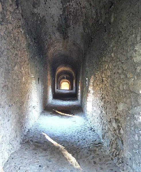 Foto von Pont-aqueduc sur l'Ally - Palauenc05 - © Creative Commons (https://creativecommons.org/licenses/by-sa/4.0/deed.fr)