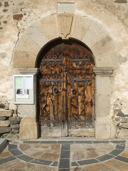 Foto von Kirche von Saint-Assle und Sainte-Victoire de Villeneuve-DeSescaldes - Jack ma - © Creative Commons (https://creativecommons.org/licenses/by-sa/4.0/deed.fr)