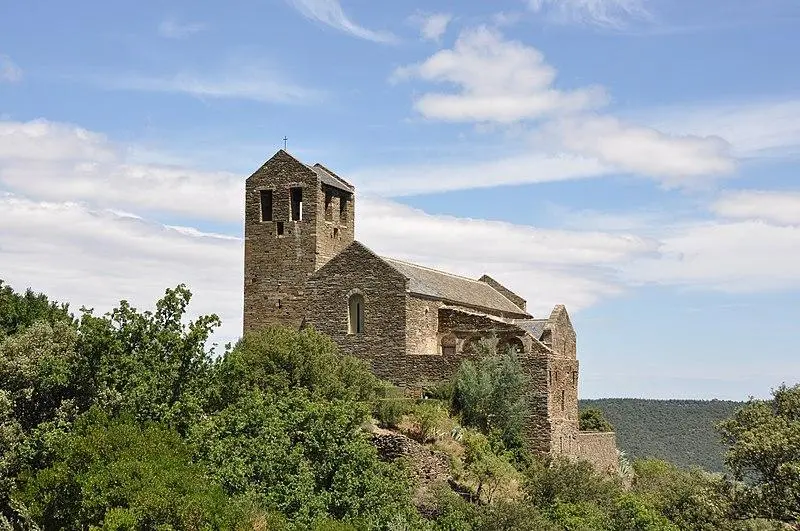 Foto von Serrabona Priory - Catalan Art &amp; Architecture Gallery (Josep Bracons) - © Creative Commons (https://creativecommons.org/licenses/by-sa/4.0/deed.fr)
