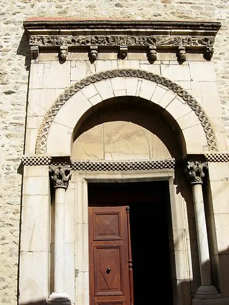Foto von Sainte-Marie-Kirche - Michelglaurent - © Creative Commons (https://creativecommons.org/licenses/by-sa/4.0/deed.fr)