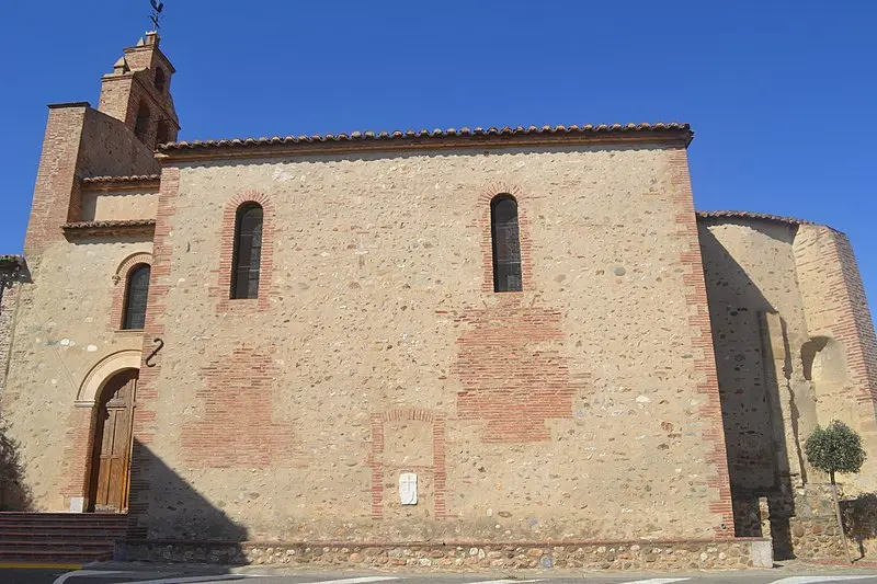 Foto von SAINT-CYR-ET-SAINTE-JULITTE-Kirche - celine minda - © Creative Commons (https://creativecommons.org/licenses/by-sa/4.0/deed.fr)
