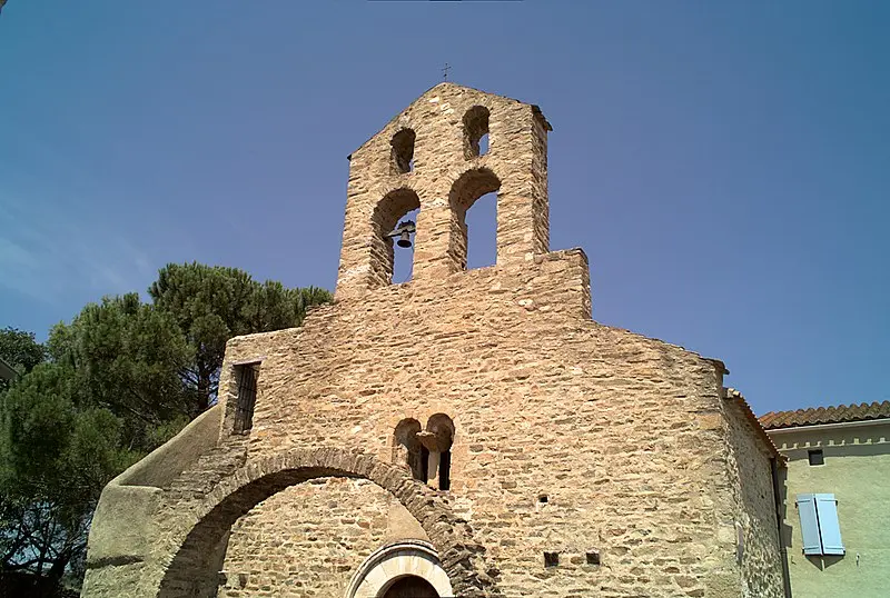 Foto von Sainte-Marie-Kirche von L'Ecluse-Haute - Bertrand GRONDIN  → (Talk) - © Creative Commons (https://creativecommons.org/licenses/by-sa/4.0/deed.fr)