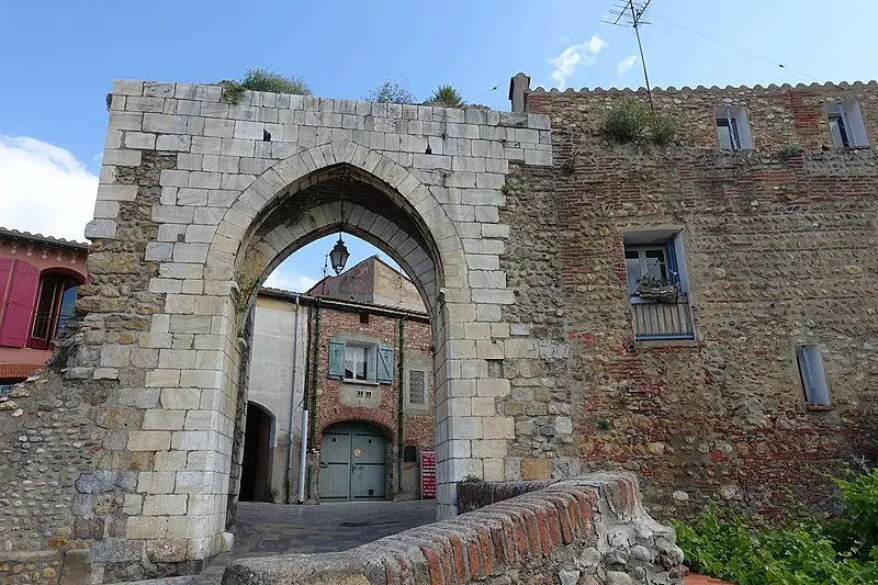Foto di Porta balagué e bastone contiguo - Sylenius - © Creative Commons (https://creativecommons.org/licenses/by-sa/4.0/deed.fr)