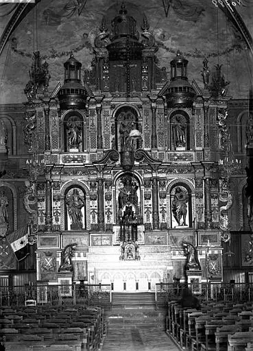 Foto von Pfarrkirche Sainte-Eulalie und Sainte-Julie - POP Plateforme Ouverte du Patrimoine / Base Mérimée - © Ministère de la Culture (France), Médiathèque du patrimoine et de la photographie, diffusion RMN-GP