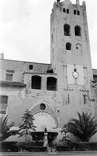Foto von Pfarrkirche Sainte-Eulalie und Sainte-Julie - POP Plateforme Ouverte du Patrimoine / Base Mérimée - © Ministère de la Culture (France), Médiathèque du patrimoine et de la photographie, diffusion RMN-GP