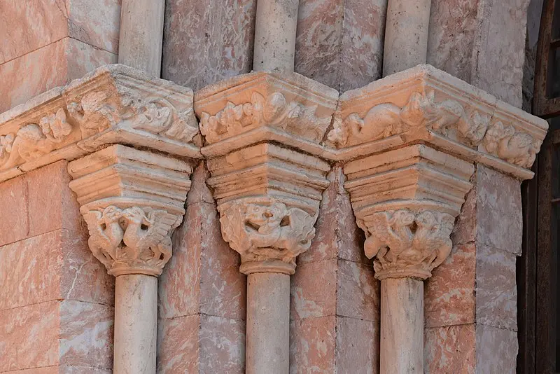Foto di Ancient Carmelite Church - Selbymay - © Creative Commons (https://creativecommons.org/licenses/by-sa/4.0/deed.fr)