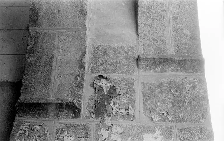 Foto von Alte befestigte Tür - POP Plateforme Ouverte du Patrimoine / Base Mérimée - © Ministère de la Culture (France), Médiathèque du patrimoine et de la photographie, diffusion RMN-GP