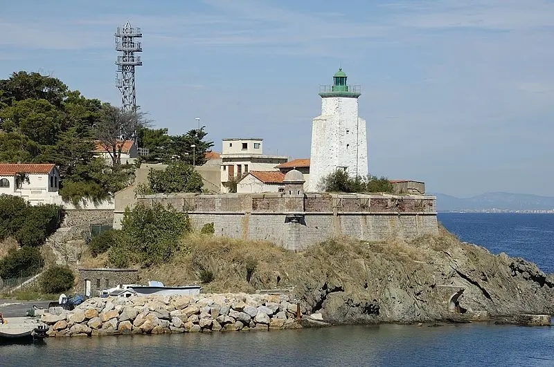 Foto von Fanal Redoubt - Doronenko - © Creative Commons (https://creativecommons.org/licenses/by-sa/4.0/deed.fr)