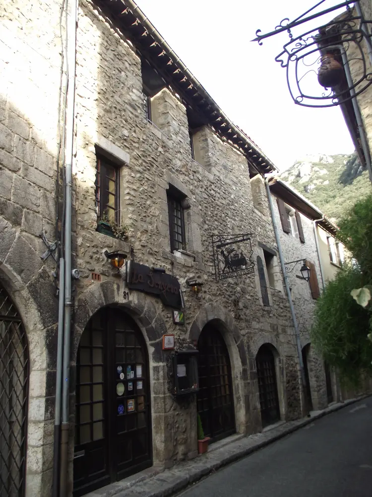 Foto von Kernpierre House - Sous licence Creative Commons (https://creativecommons.org/licenses/by-sa/4.0/deed.fr) - Par Herodotptlomeu - © Creative Commons (https://creativecommons.org/licenses/by-sa/4.0/deed.fr)