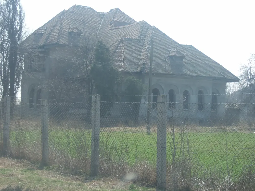 Foto von Heim - Sous licence Creative Commons (https://creativecommons.org/licenses/by-sa/4.0/deed.fr) - Par Panoramio upload bot - © Creative Commons (https://creativecommons.org/licenses/by-sa/4.0/deed.fr)