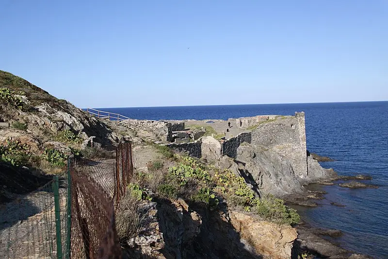 Foto von Überreste der Fort de la Mauresque - Jpbazard Jean-Pierre Bazard - © Creative Commons (https://creativecommons.org/licenses/by-sa/4.0/deed.fr)