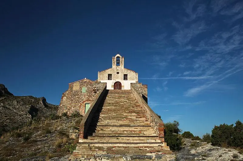 Foto von Notre-Dame-de-pène Hermitage - Meria z Geoian - © Creative Commons (https://creativecommons.org/licenses/by-sa/4.0/deed.fr)