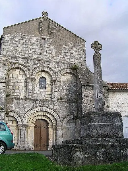 Foto von Saint-Saturnin-Kirche - rosier - © Creative Commons (https://creativecommons.org/licenses/by-sa/4.0/deed.fr)