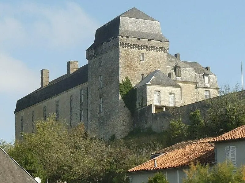 Foto von Schloss - Jack ma - © Creative Commons (https://creativecommons.org/licenses/by-sa/4.0/deed.fr)