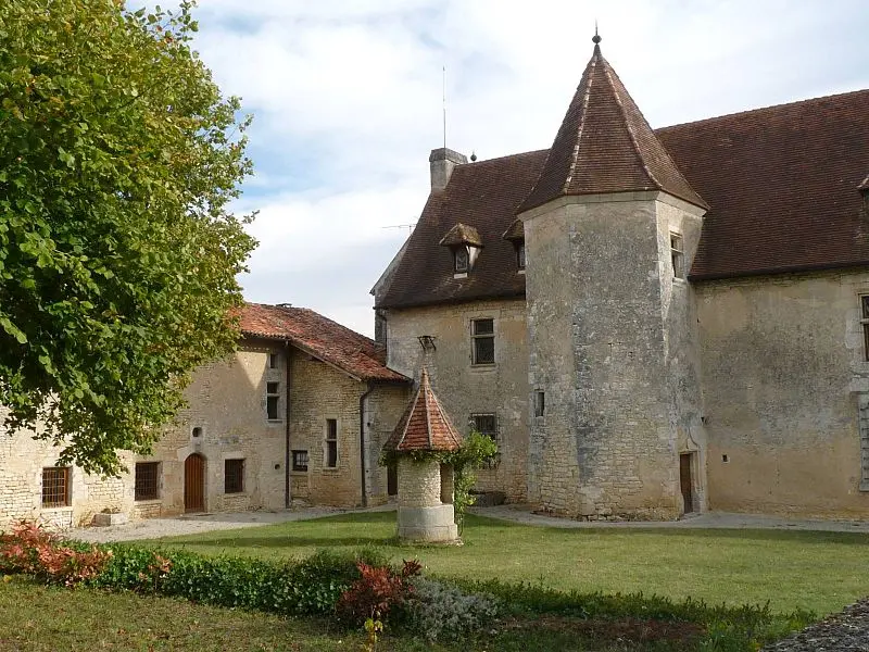 Foto von Schloss - Jack ma - © Creative Commons (https://creativecommons.org/licenses/by-sa/4.0/deed.fr)