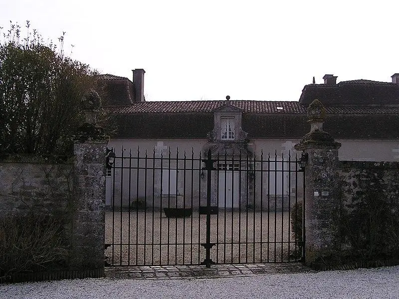 Foto von Logis de Saint-Rémy - rosier - © Creative Commons (https://creativecommons.org/licenses/by-sa/4.0/deed.fr)