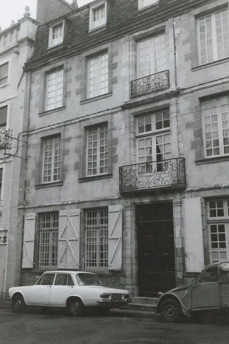 Foto von Gebäude (ehemalige Sub-Präparate) - POP Plateforme Ouverte du Patrimoine / Base Mérimée - © Ministère de la Culture (France), Médiathèque du patrimoine et de la photographie, tous droits réservés