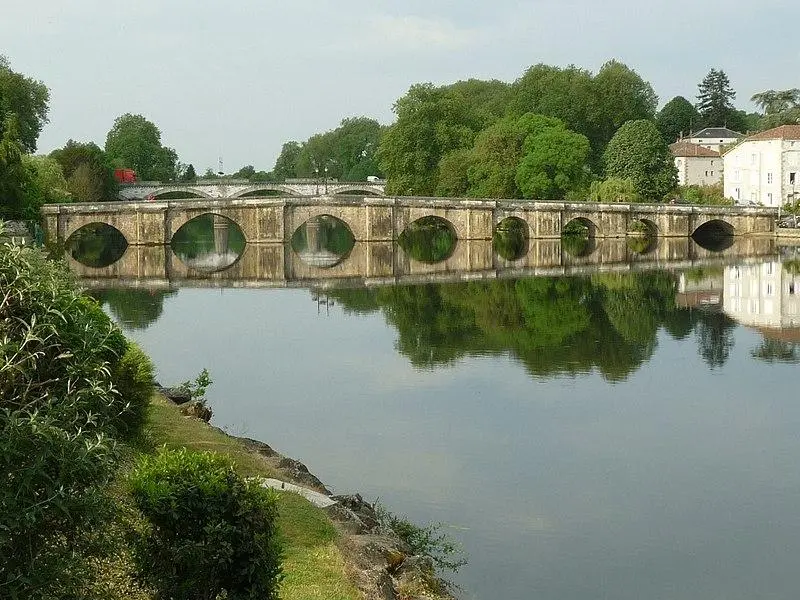 Foto von Alte Brücke - Jack ma - © Creative Commons (https://creativecommons.org/licenses/by-sa/4.0/deed.fr)
