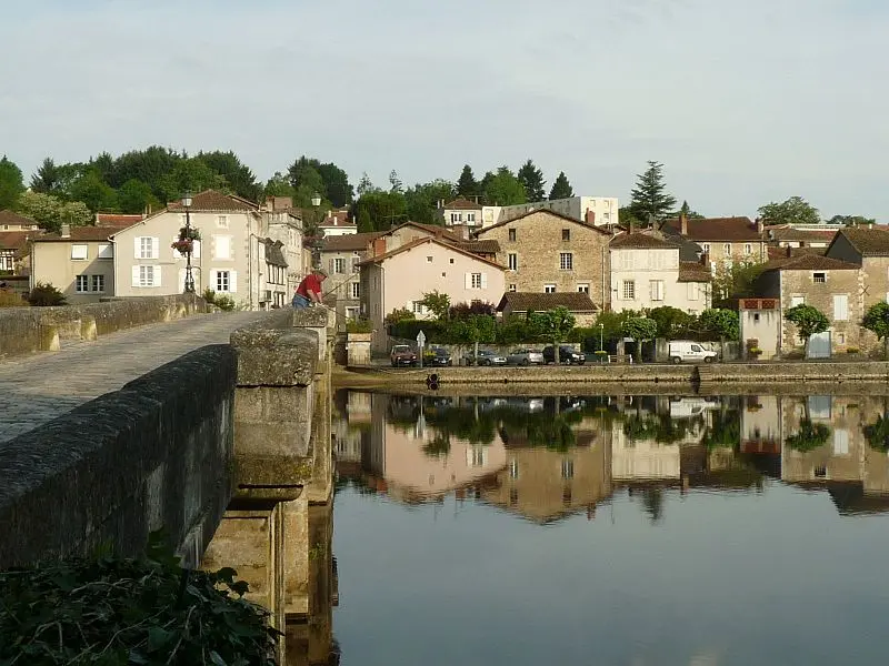 Foto von Alte Brücke - Jack ma - © Creative Commons (https://creativecommons.org/licenses/by-sa/4.0/deed.fr)