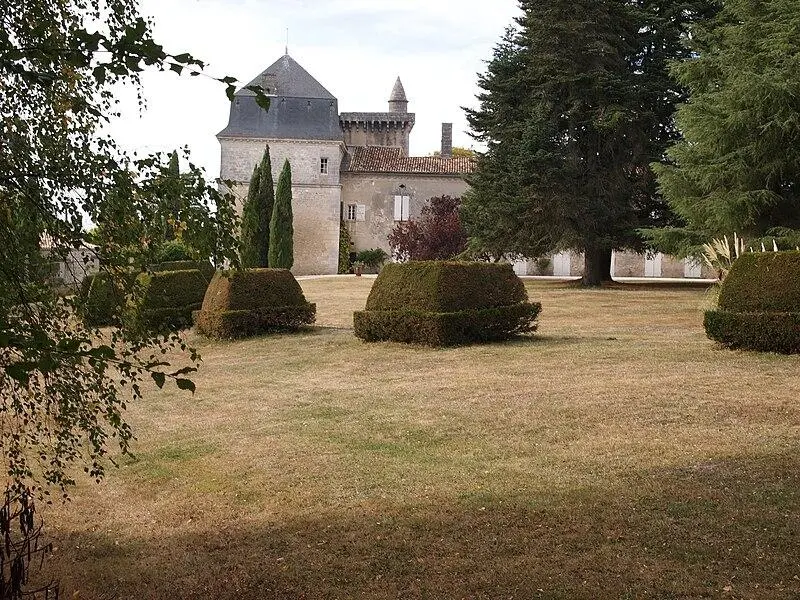Foto von Pousud Castle - Rosier - © Creative Commons (https://creativecommons.org/licenses/by-sa/4.0/deed.fr)
