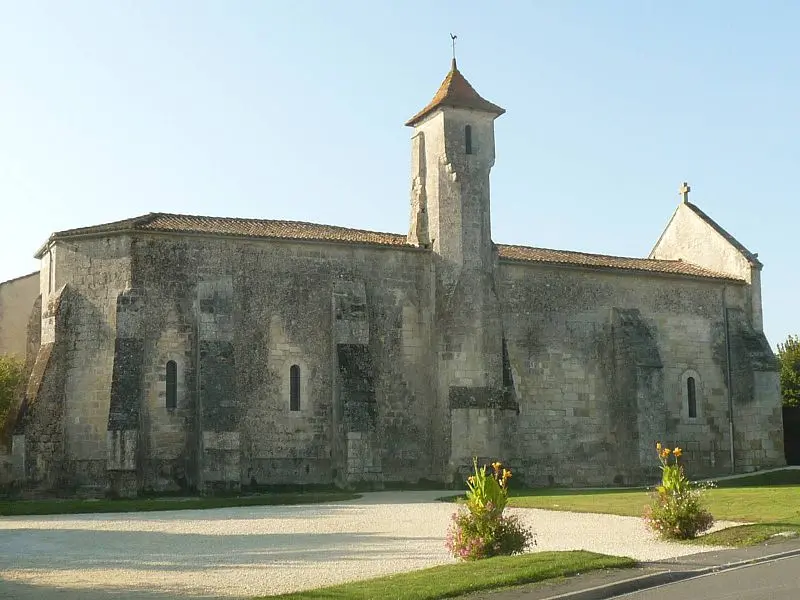 Foto von Saint-Pierre Kirche - Jack ma - © Creative Commons (https://creativecommons.org/licenses/by-sa/4.0/deed.fr)