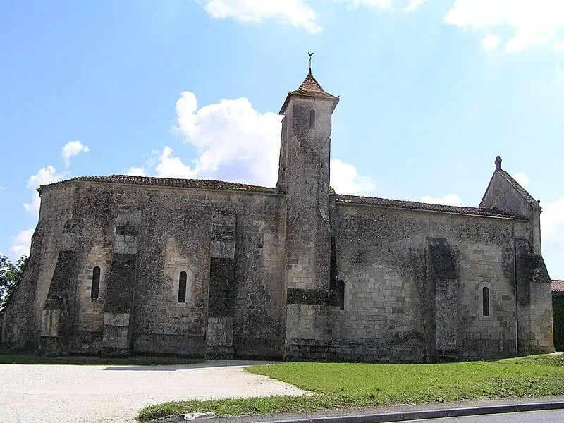 Foto von Saint-Pierre Kirche - rosier - © Creative Commons (https://creativecommons.org/licenses/by-sa/4.0/deed.fr)