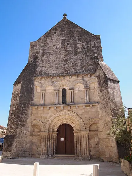 Foto von Saint-Pierre Kirche - Rosier - © Creative Commons (https://creativecommons.org/licenses/by-sa/4.0/deed.fr)