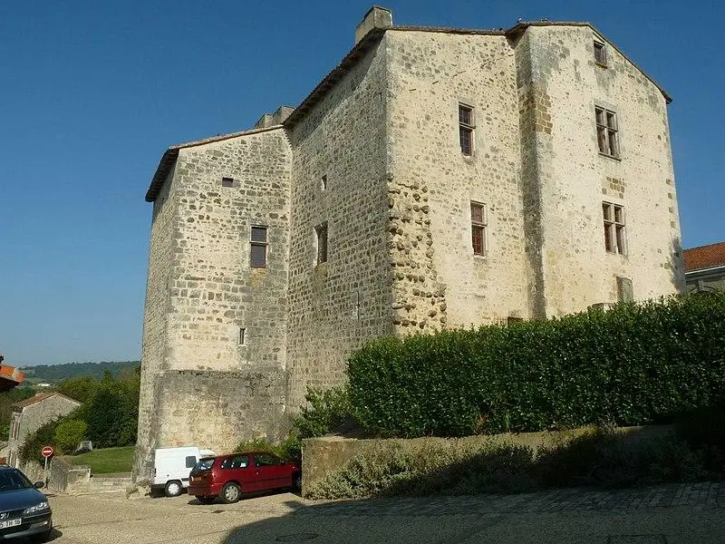 Foto von Altes Schloss - Jack ma - © Creative Commons (https://creativecommons.org/licenses/by-sa/4.0/deed.fr)