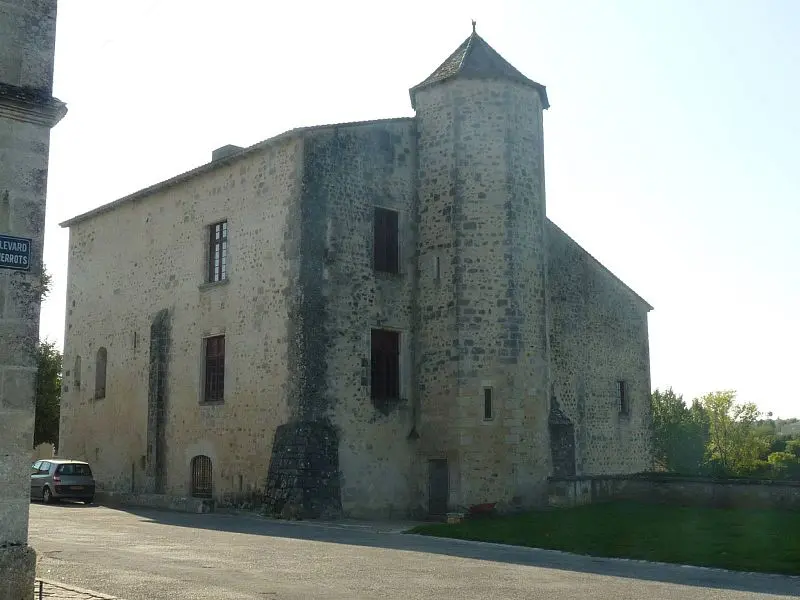 Foto von Altes Schloss - Jack ma - © Creative Commons (https://creativecommons.org/licenses/by-sa/4.0/deed.fr)