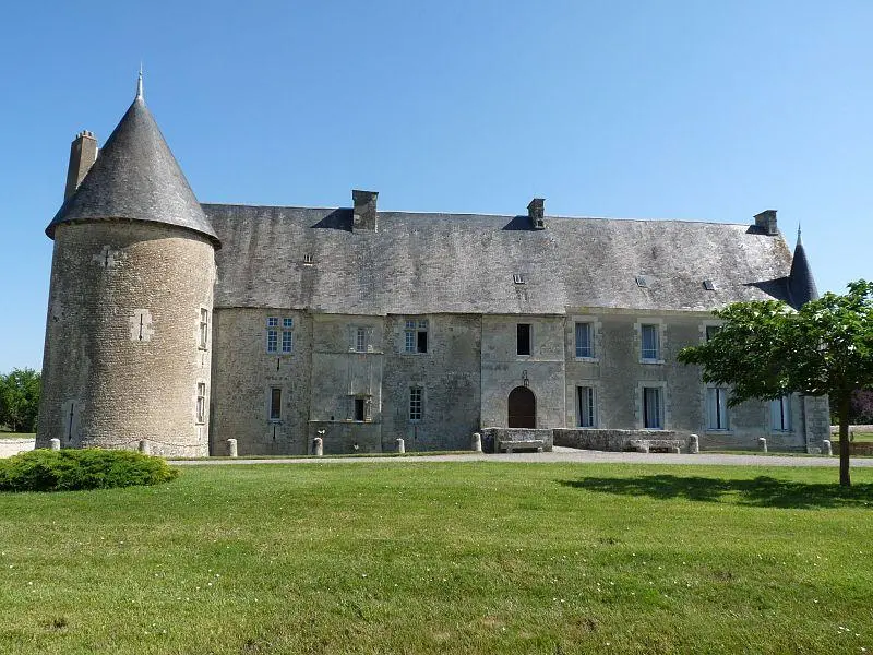 Picture of Saveille castle - Jack ma - © Creative Commons (https://creativecommons.org/licenses/by-sa/4.0/deed.fr)