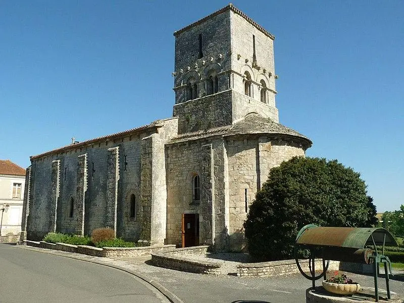 Picture of Saint-Michel Church - Jack ma - © Creative Commons (https://creativecommons.org/licenses/by-sa/4.0/deed.fr)