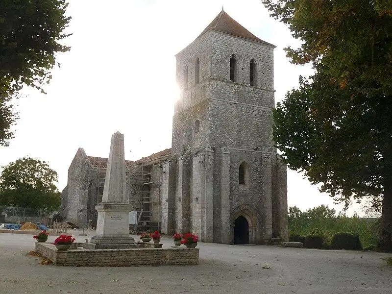 Picture of Saint-Front Church - Jack ma - © Creative Commons (https://creativecommons.org/licenses/by-sa/4.0/deed.fr)