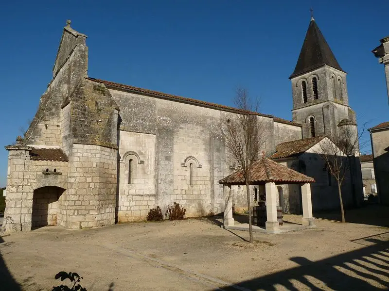 Foto von Heiliger Kirche - Jack ma - © Creative Commons (https://creativecommons.org/licenses/by-sa/4.0/deed.fr)