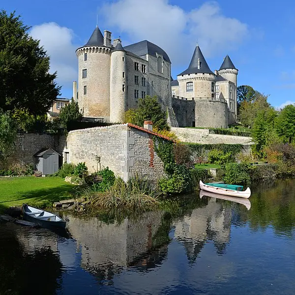 Foto von Schloss - Selbymay - © Creative Commons (https://creativecommons.org/licenses/by-sa/4.0/deed.fr)