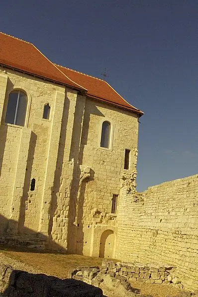 Foto von Schloss - Traumrune - © Creative Commons (https://creativecommons.org/licenses/by-sa/4.0/deed.fr)