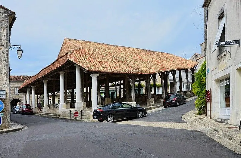Foto von Hallen - JLPC - © Creative Commons (https://creativecommons.org/licenses/by-sa/4.0/deed.fr)
