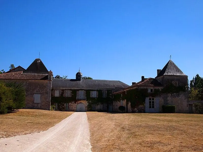 Foto von Domaine de Fontguyon - Rosier - © Creative Commons (https://creativecommons.org/licenses/by-sa/4.0/deed.fr)