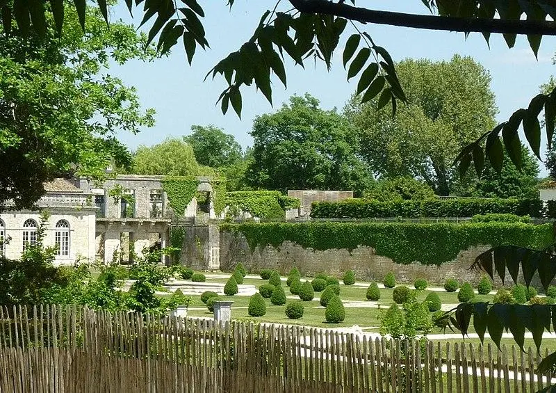 Picture of La Rochebeaucourt castle - Jack ma - © Creative Commons (https://creativecommons.org/licenses/by-sa/4.0/deed.fr)