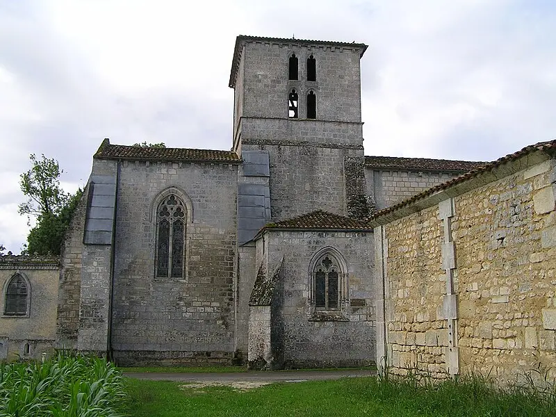 Foto von Saint-Pierre Kirche - rosier - © Creative Commons (https://creativecommons.org/licenses/by-sa/4.0/deed.fr)