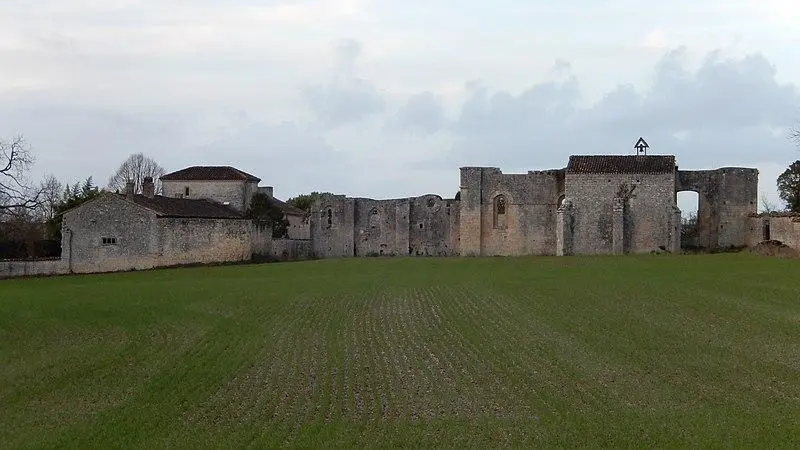 Foto von Priory Notre-Dame-d'olmes - KiwiNeko14 - © Creative Commons (https://creativecommons.org/licenses/by-sa/4.0/deed.fr)