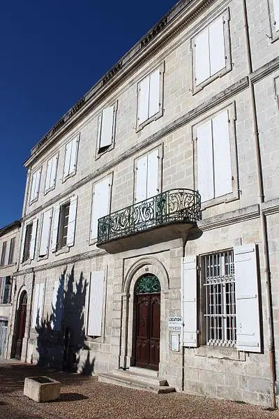 Picture of Kervilio-Broussard hotel - Isabelle Fraineau - © Creative Commons (https://creativecommons.org/licenses/by-sa/4.0/deed.fr)