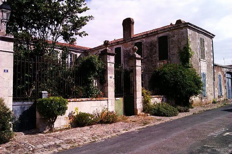 Picture of Remains - daop5510 - © Creative Commons (https://creativecommons.org/licenses/by-sa/4.0/deed.fr)