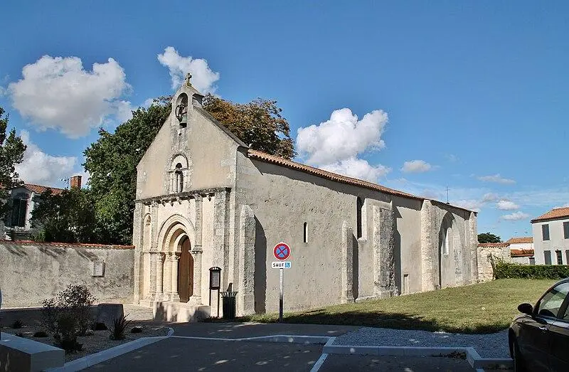 Foto von Saint-Rogatian Saint-Donatien Church - Bastien.pierre - © Creative Commons (https://creativecommons.org/licenses/by-sa/4.0/deed.fr)
