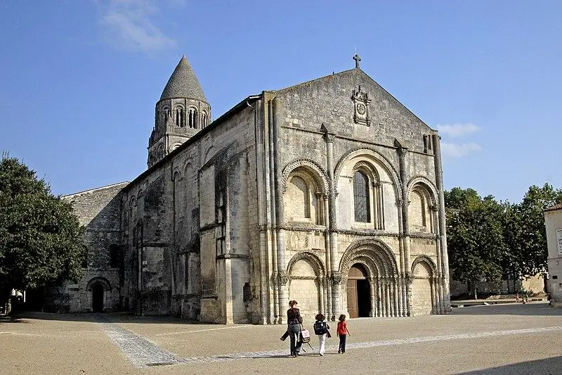 Foto de Sainte-marie-aux-dames iglesia - Jochen Jahnke 14:14, 24. Mär. 2008 (CET) - © Creative Commons (https://creativecommons.org/licenses/by-sa/4.0/deed.fr)