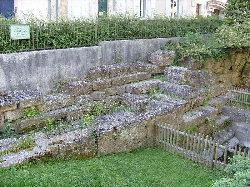 Foto de Rampartida gallo-romana - Cobber17 - © Creative Commons (https://creativecommons.org/licenses/by-sa/4.0/deed.fr)